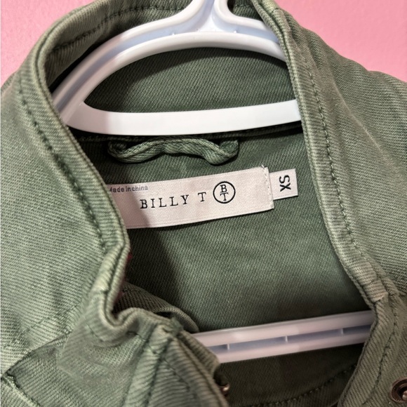 Floral Embroidered Denim Jacket - Picture 5 of 7